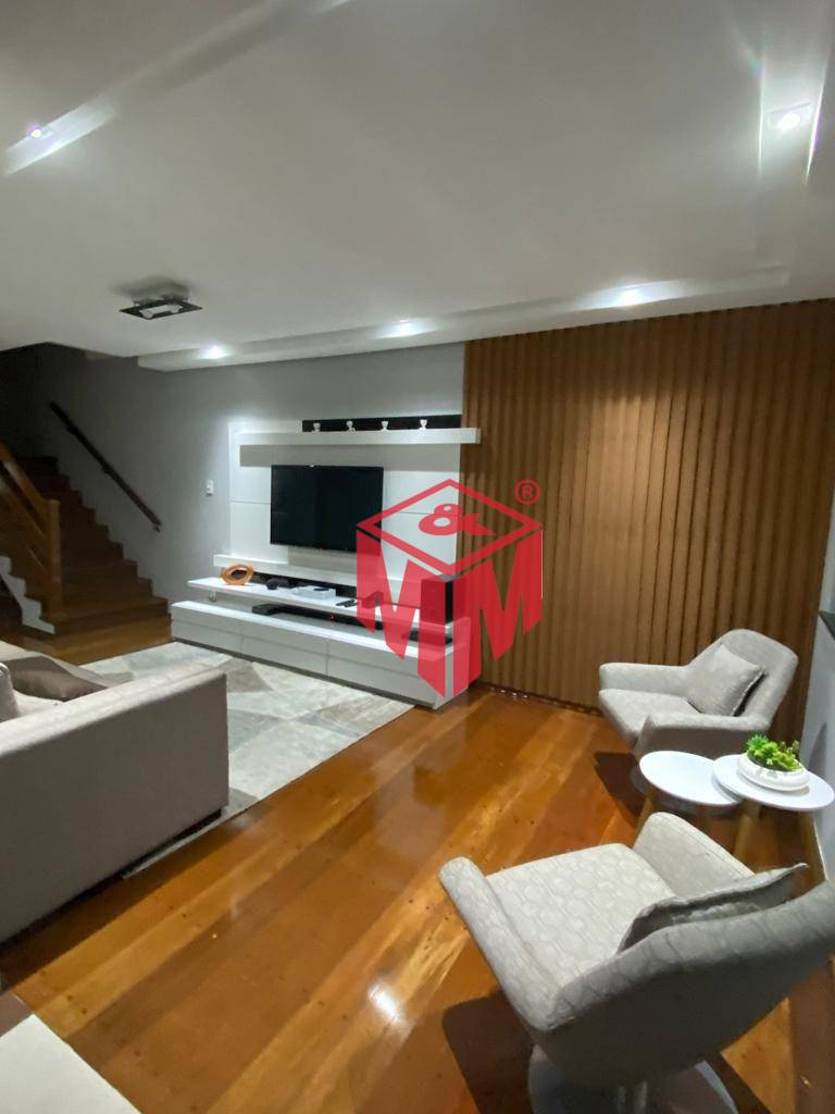 Sobrado à venda com 3 quartos, 264m² - Foto 1