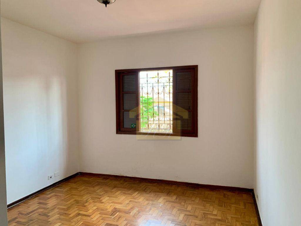 Sobrado à venda e aluguel com 3 quartos, 130m² - Foto 4