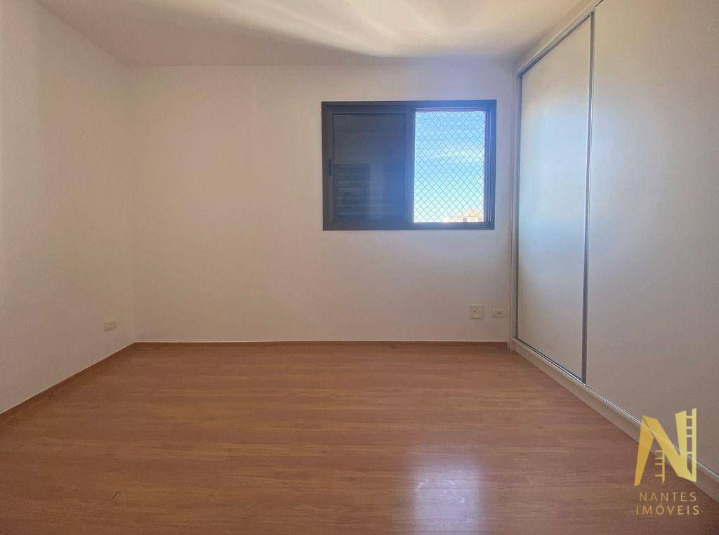 Apartamento para alugar com 3 quartos, 87m² - Foto 21