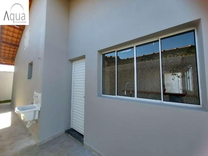 Casa à venda com 2 quartos, 60m² - Foto 10