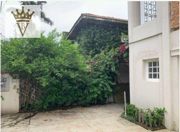 Casa à venda com 3 quartos, 220m² - Foto 17