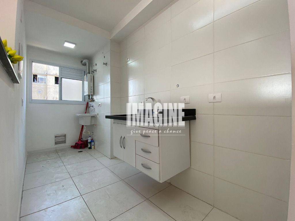 Apartamento à venda com 2 quartos, 45m² - Foto 11