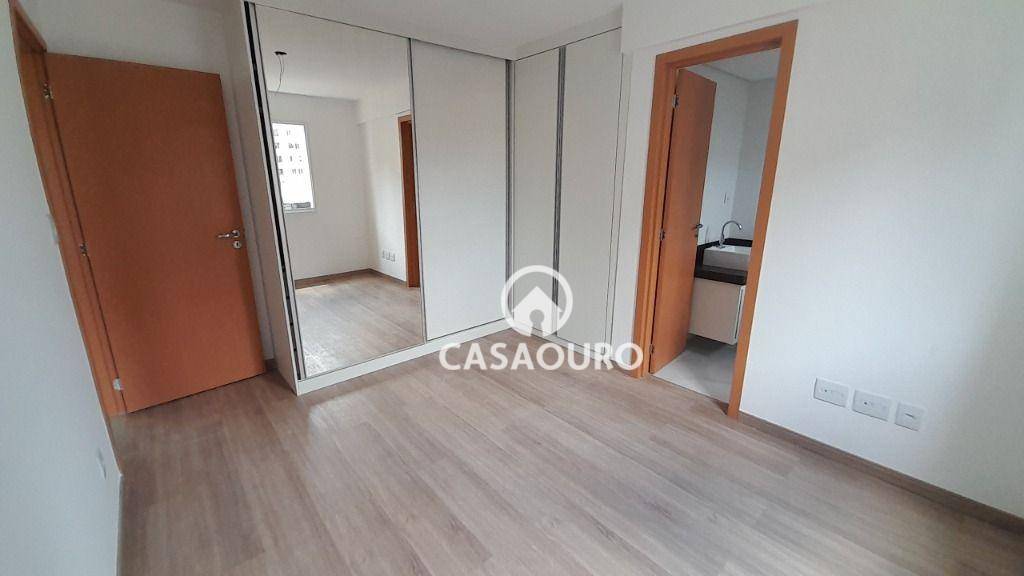 Apartamento à venda com 2 quartos, 62m² - Foto 6