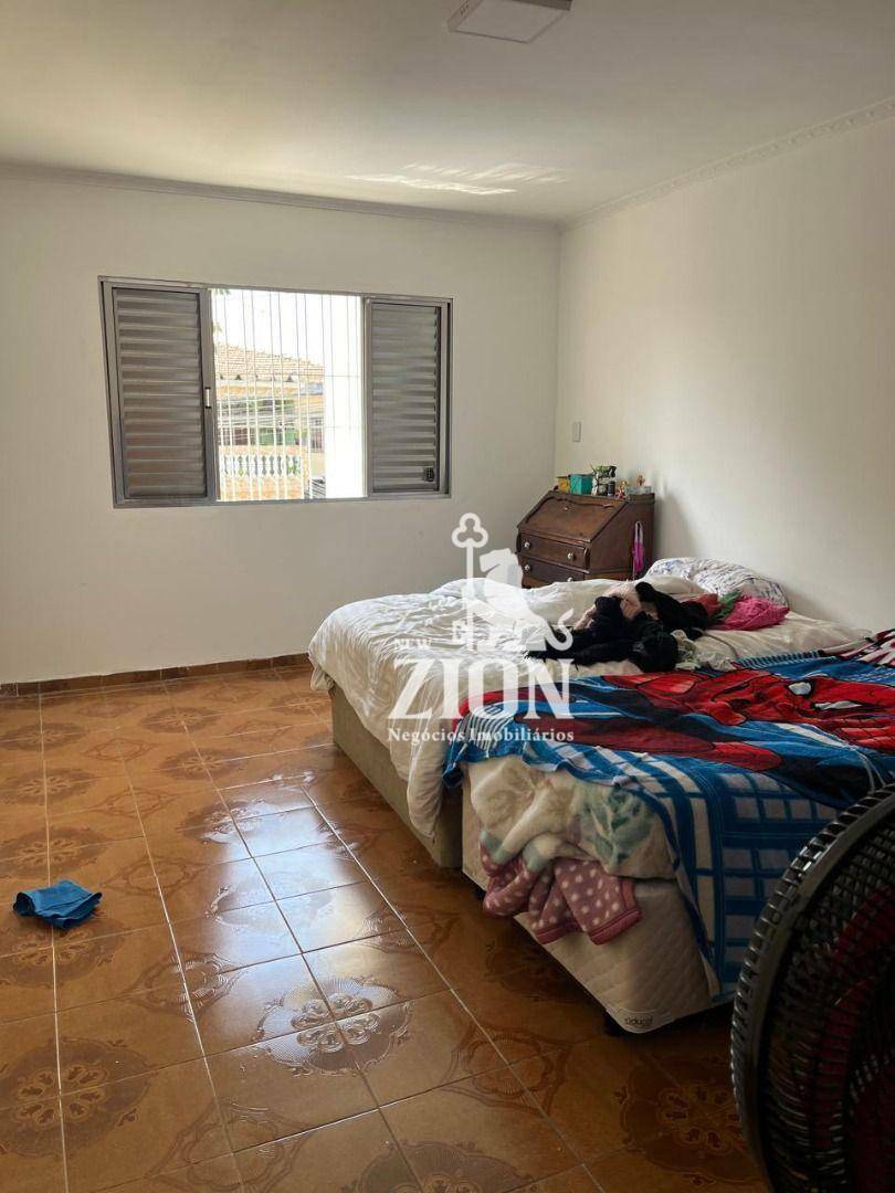 Sobrado à venda com 3 quartos, 200m² - Foto 9