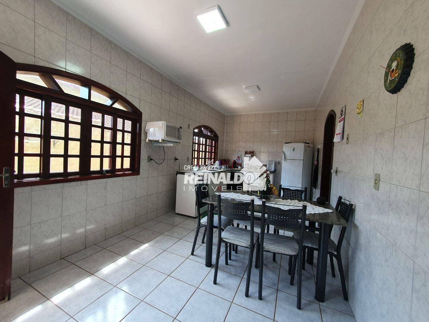 Casa de Condomínio à venda com 6 quartos, 438m² - Foto 7