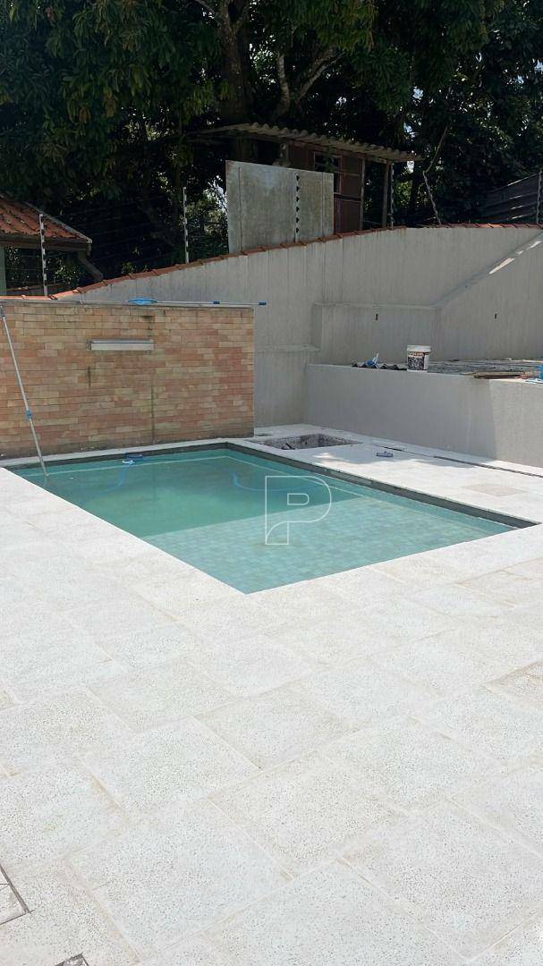 Casa de Condomínio à venda com 3 quartos, 185m² - Foto 4