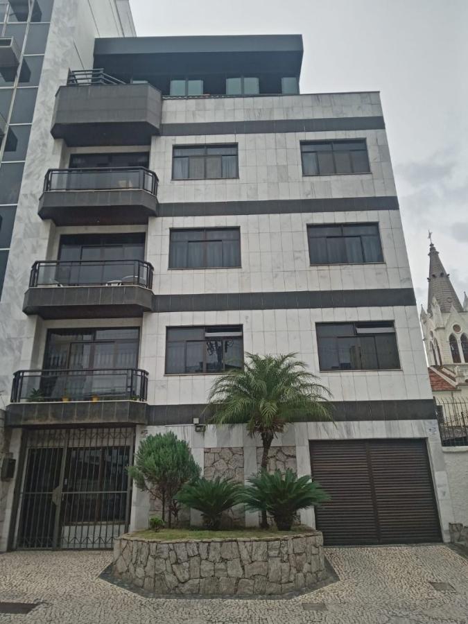 Apartamento à venda com 2 quartos, 118m² - Foto 1