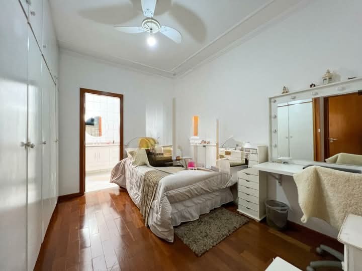 Casa à venda com 3 quartos, 540m² - Foto 24