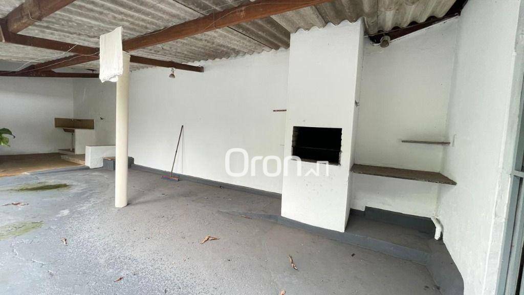 Casa à venda com 4 quartos, 200m² - Foto 6