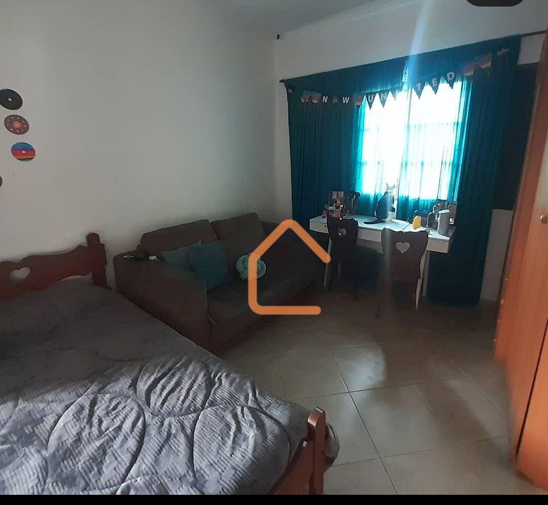 Casa à venda com 4 quartos, 140m² - Foto 5