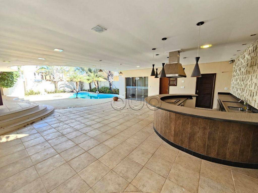 Casa de Condomínio para alugar com 3 quartos, 390m² - Foto 43