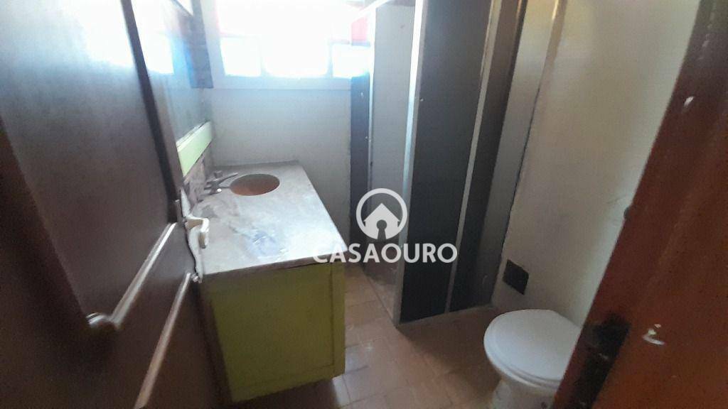 Casa à venda com 6 quartos, 400m² - Foto 26