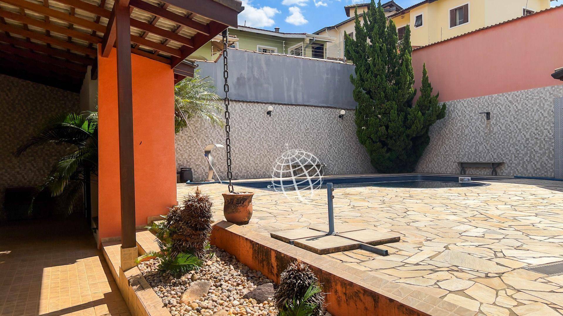 Casa à venda com 3 quartos, 246m² - Foto 18