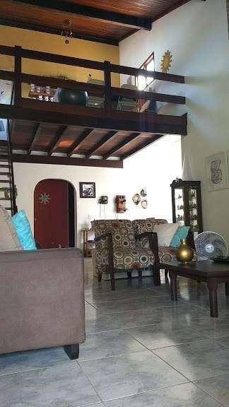 Casa de Condomínio à venda com 3 quartos, 198m² - Foto 4