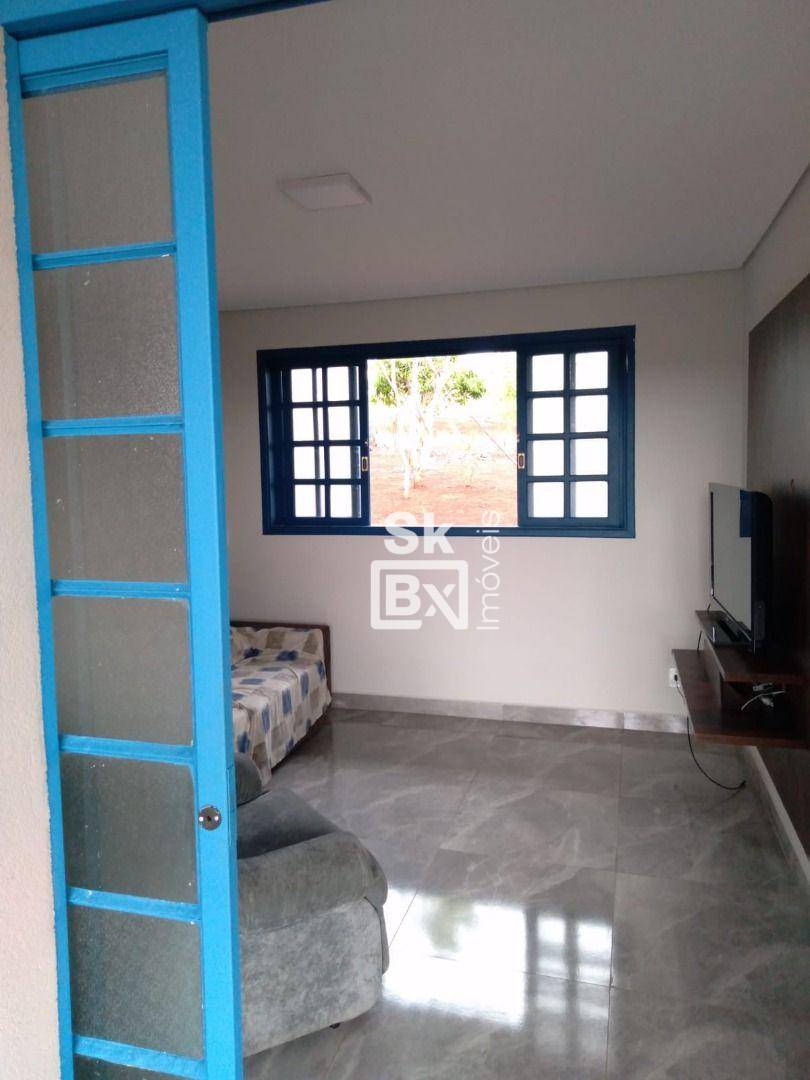 Chácara à venda com 3 quartos, 200m² - Foto 15