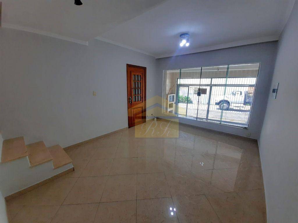 Sobrado à venda com 3 quartos, 110m² - Foto 1