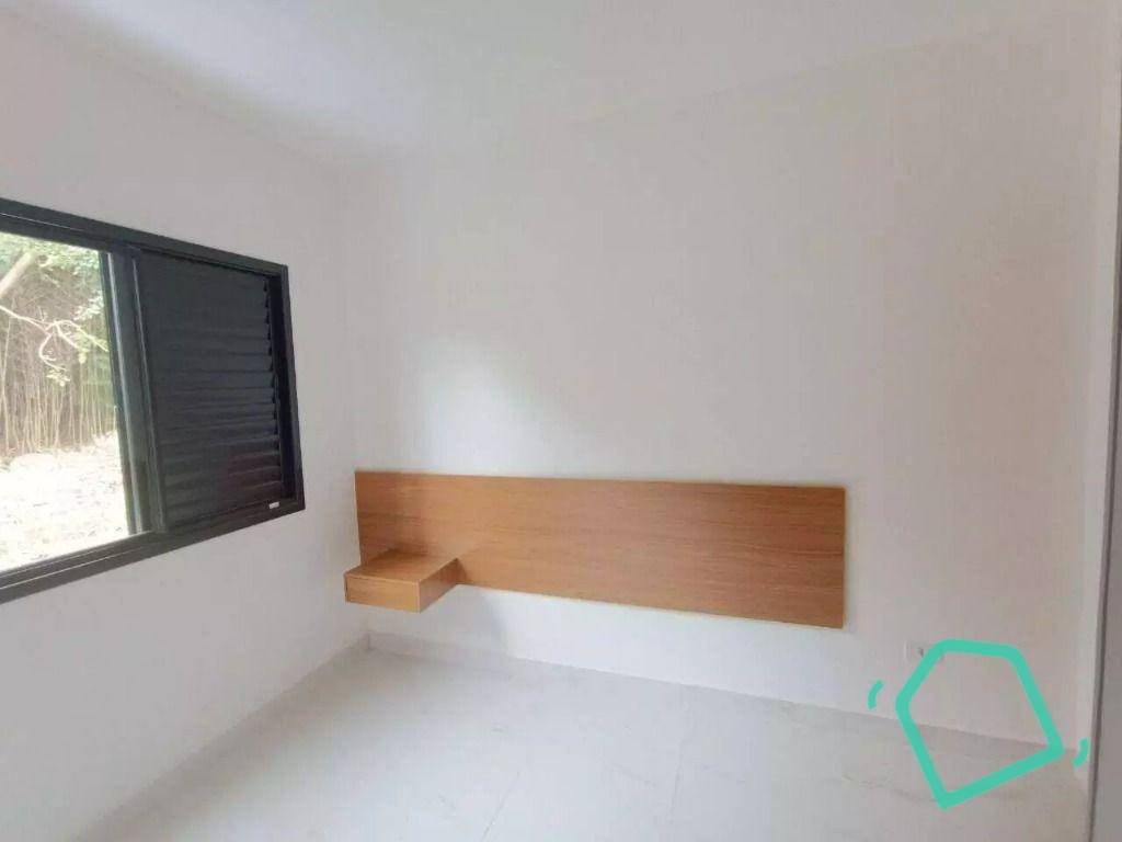 Casa de Condomínio para alugar com 2 quartos, 80m² - Foto 8