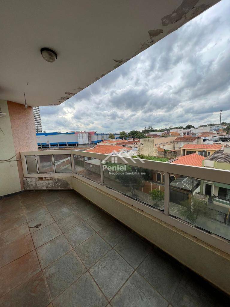 Apartamento à venda com 3 quartos, 113m² - Foto 3