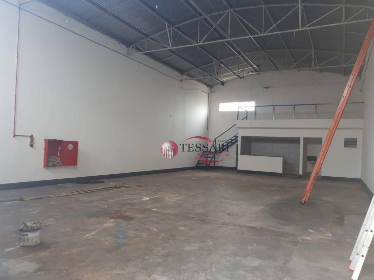 Depósito-Galpão-Armazém para alugar, 253m² - Foto 9