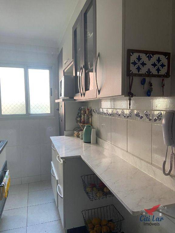 Apartamento à venda com 2 quartos, 62m² - Foto 7