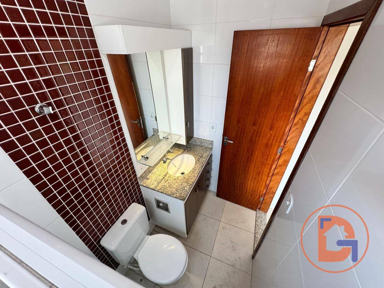 Casa à venda com 2 quartos, 80m² - Foto 17