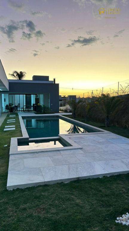 Casa de Condomínio à venda com 4 quartos, 393m² - Foto 10