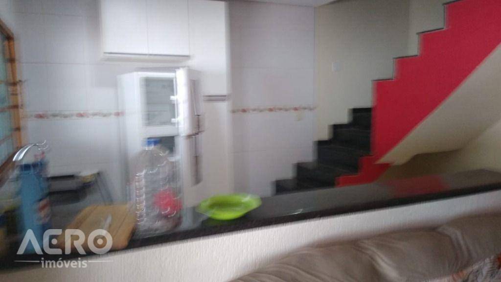 Casa de Condomínio à venda com 2 quartos, 230m² - Foto 5