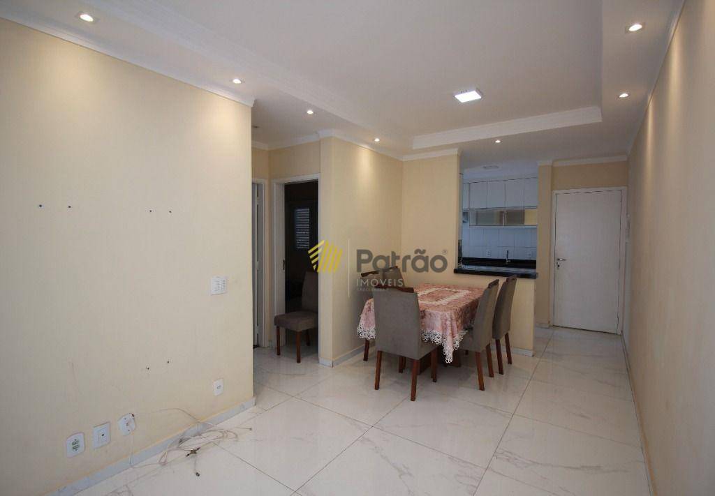 Apartamento à venda com 2 quartos, 64m² - Foto 4