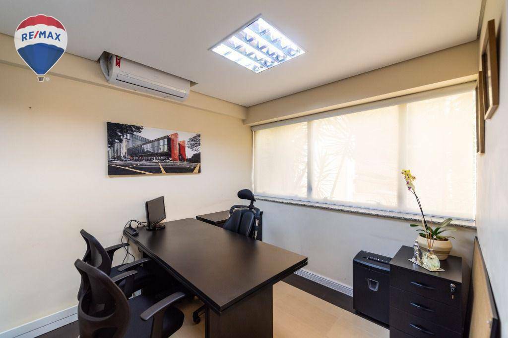 Prédio Inteiro para alugar, 69m² - Foto 32