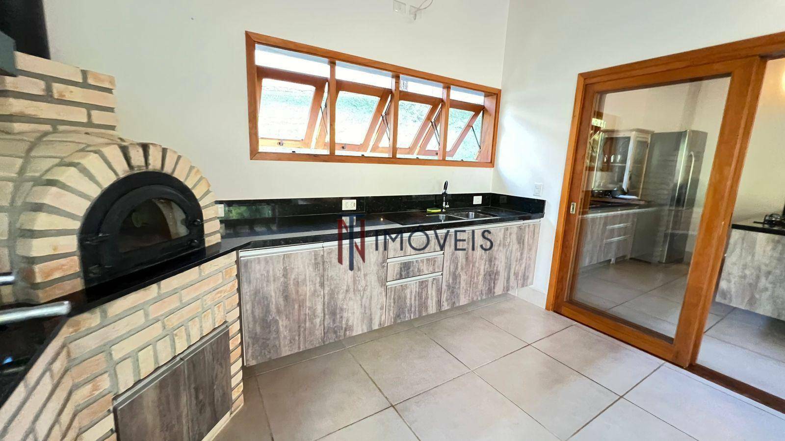 Casa à venda e aluguel com 3 quartos, 213m² - Foto 12