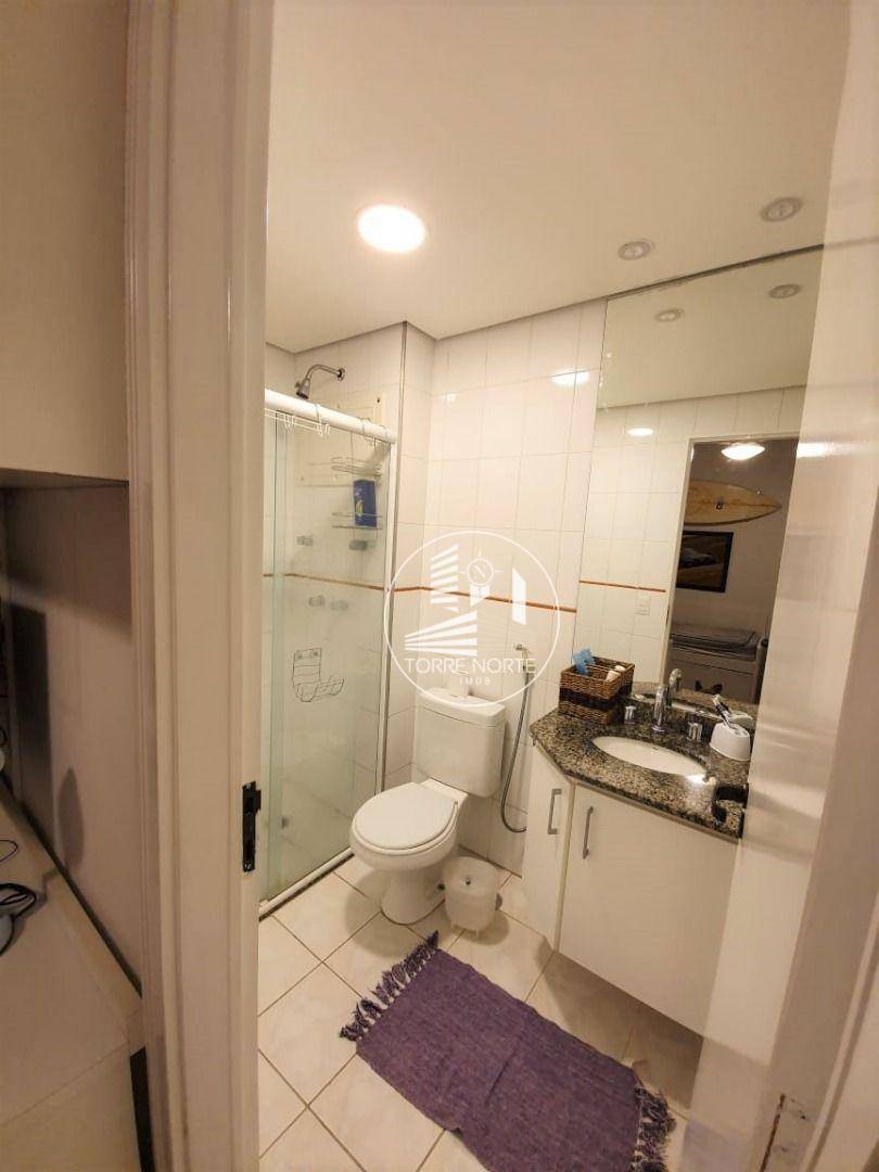 Apartamento à venda com 3 quartos, 130m² - Foto 26