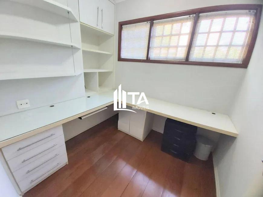 Casa de Condomínio à venda e aluguel com 3 quartos, 250m² - Foto 11