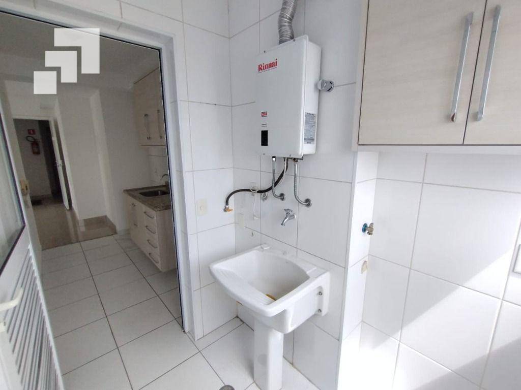 Apartamento para alugar com 2 quartos, 62m² - Foto 18