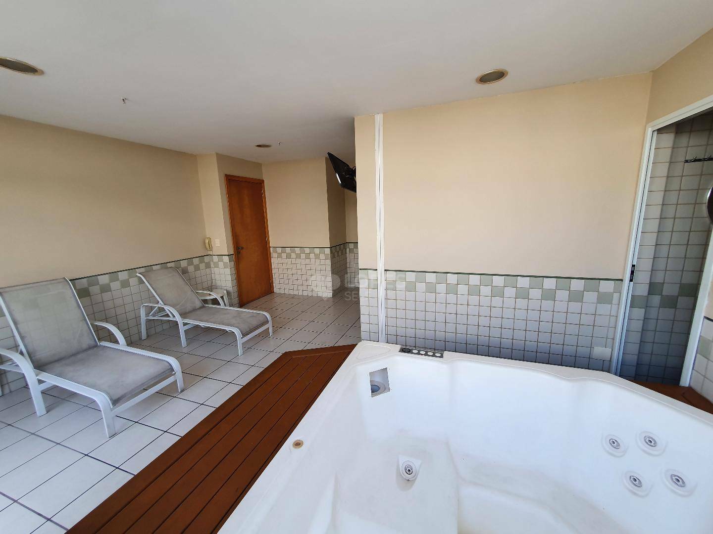 Apartamento à venda com 2 quartos, 62m² - Foto 22