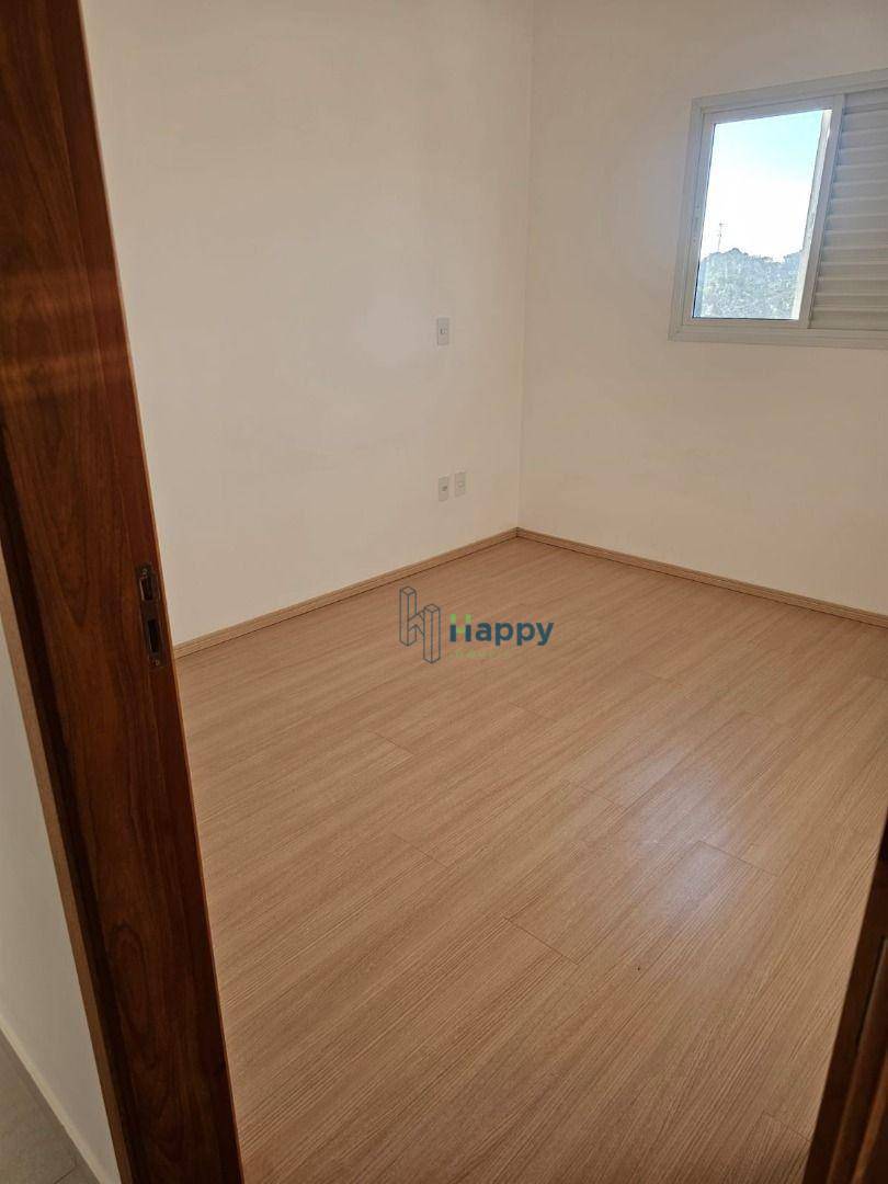 Apartamento para alugar com 2 quartos, 61m² - Foto 4