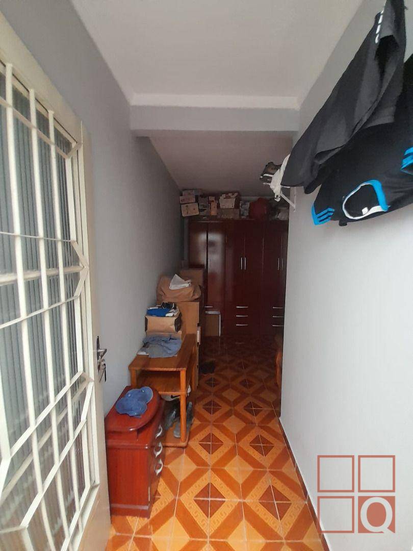 Casa de Condomínio à venda com 4 quartos, 250m² - Foto 20