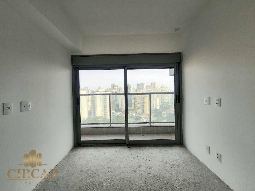 Apartamento à venda com 3 quartos, 184m² - Foto 11