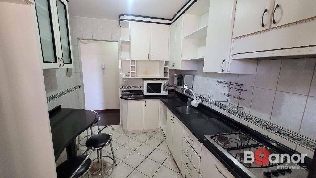 Apartamento à venda com 3 quartos, 82m² - Foto 9