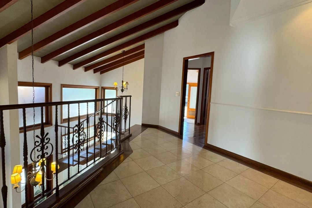 Casa de Condomínio à venda com 3 quartos, 360m² - Foto 22