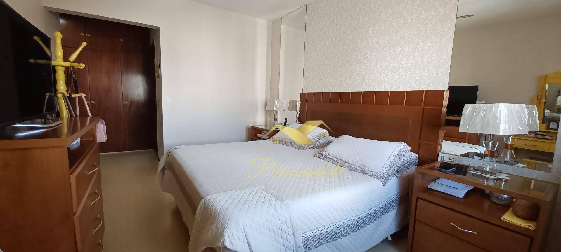 Apartamento à venda com 3 quartos, 228m² - Foto 18