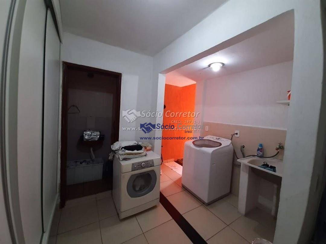 Casa à venda com 2 quartos, 300m² - Foto 26