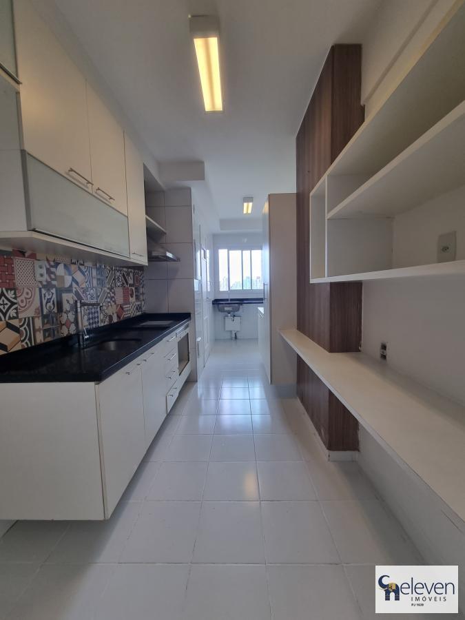 Apartamento à venda com 3 quartos, 75m² - Foto 30