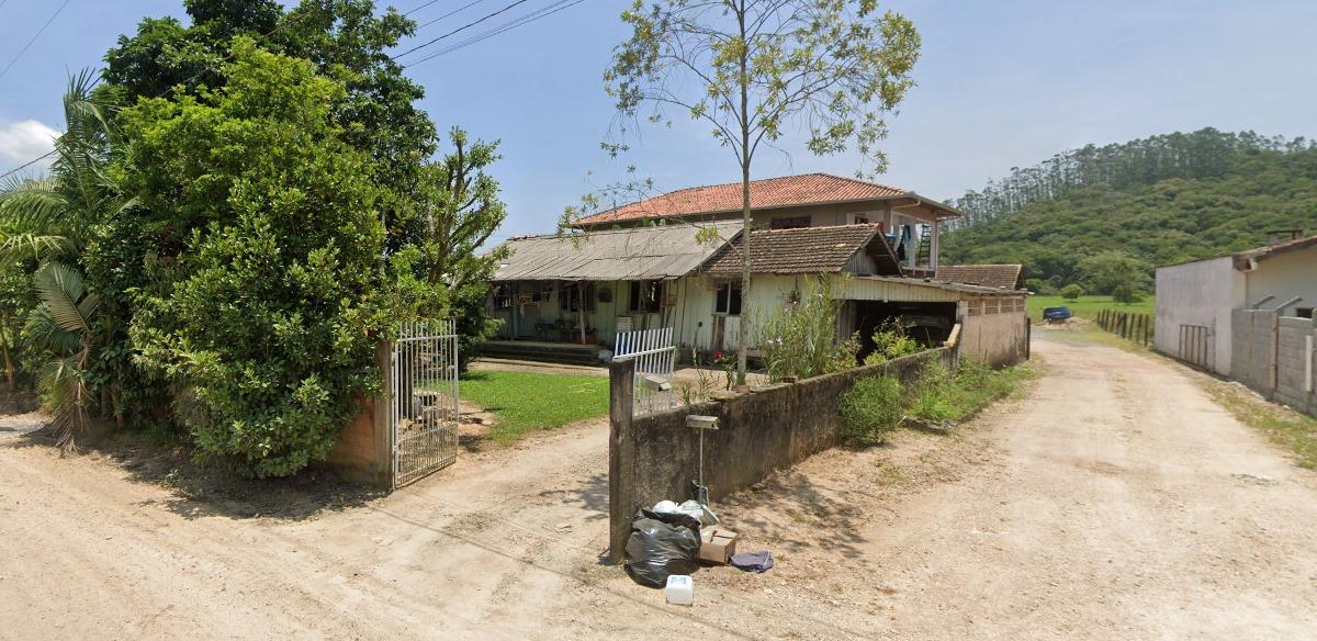 Casa à venda com 3 quartos, 510m² - Foto 1