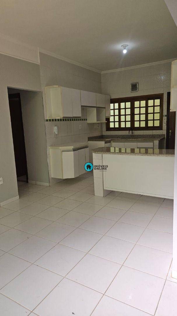 Casa à venda com 3 quartos, 250M2 - Foto 18