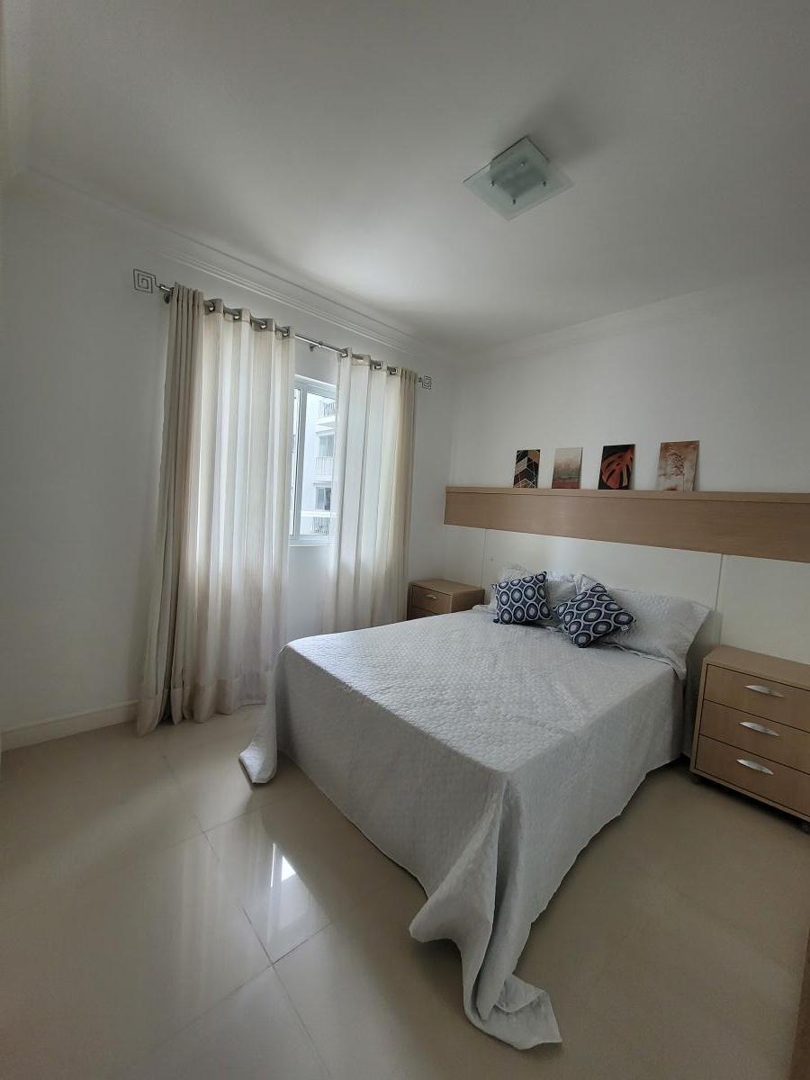 Apartamento à venda com 3 quartos, 131m² - Foto 13