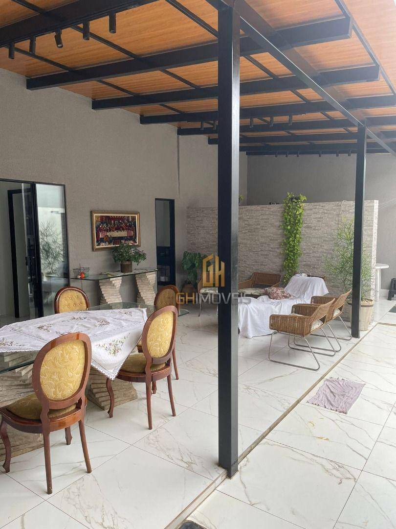 Casa à venda com 3 quartos, 250m² - Foto 7