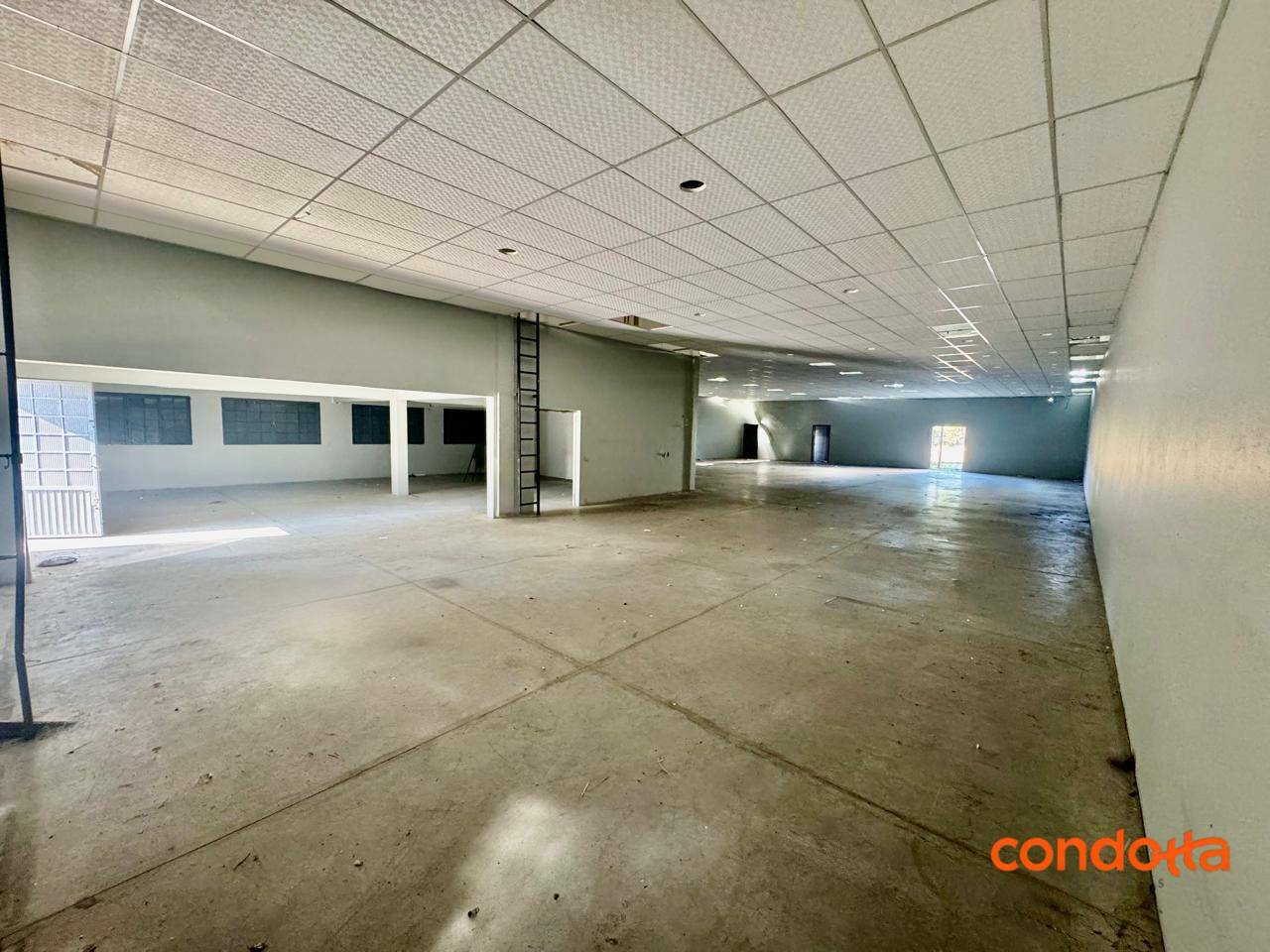 Prédio Inteiro para alugar, 678m² - Foto 4