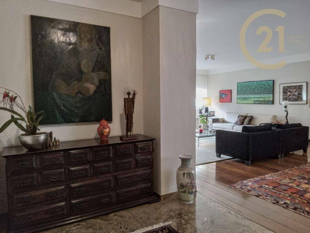 Apartamento à venda com 3 quartos, 300m² - Foto 13