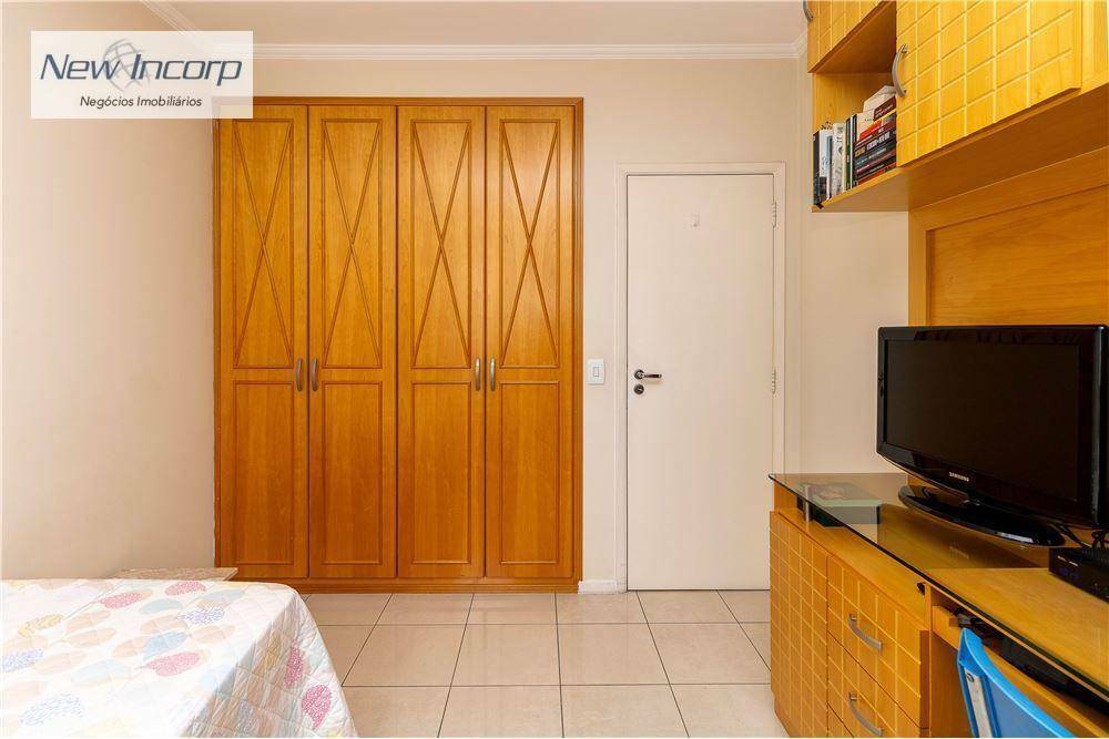 Apartamento à venda com 3 quartos, 117m² - Foto 18