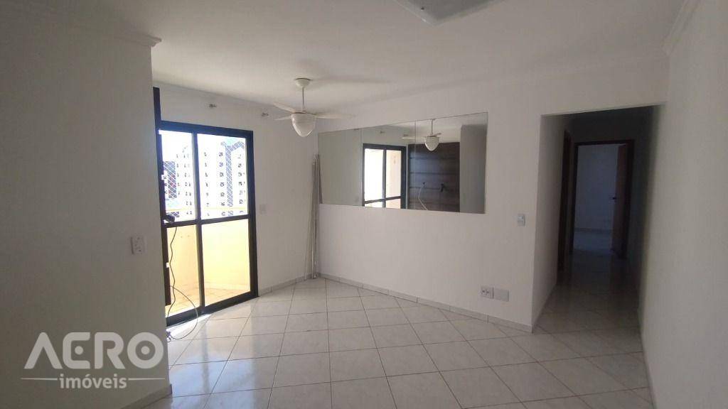 Apartamento para alugar com 2 quartos, 65m² - Foto 18